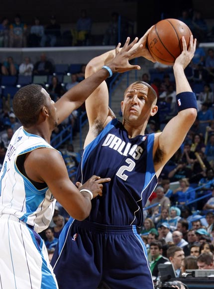 费迪南德：我给曼联老队友建了群，埃弗拉经常退群又让我把他拉回来